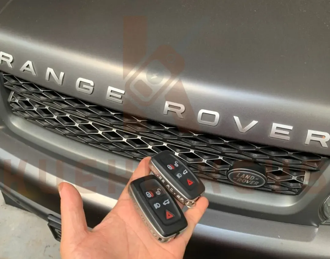 land-rover-luxury-and-capability-on-any-terrain